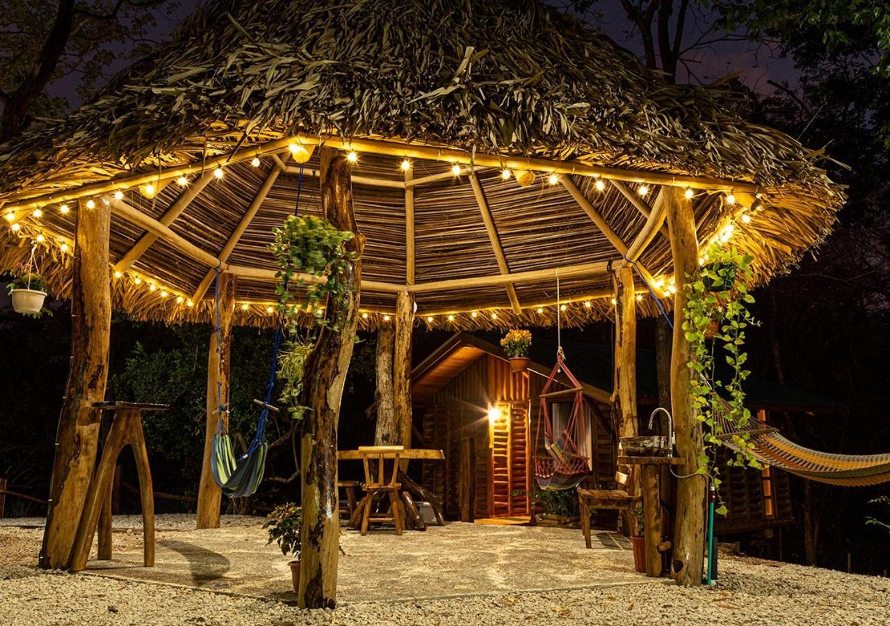 Eco-Turismo Guayacanes Sámara Esterno foto